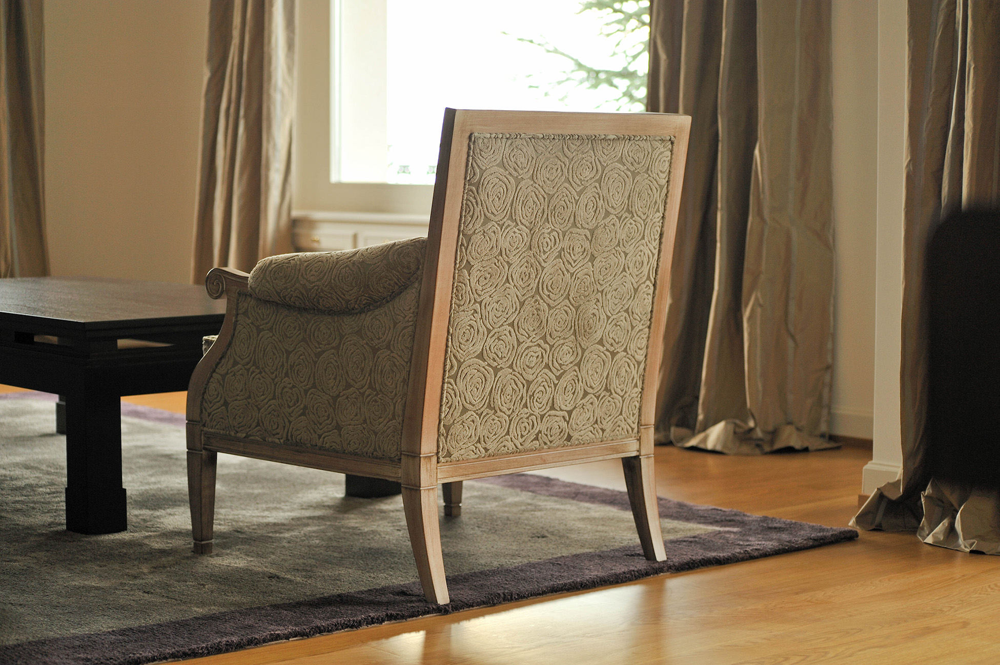 House in Perroy Sitting area