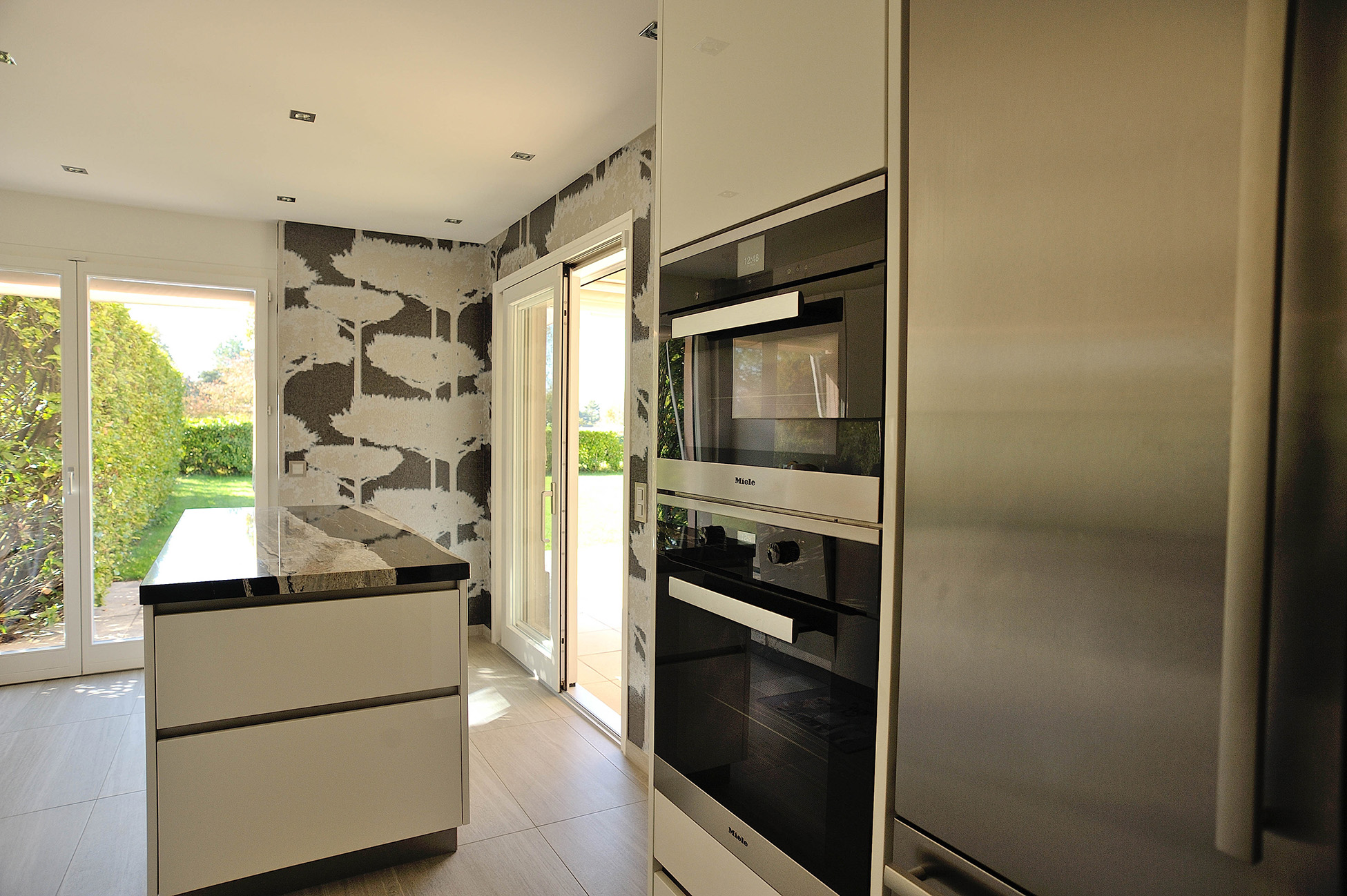 Apartment in Cologny Kitchen