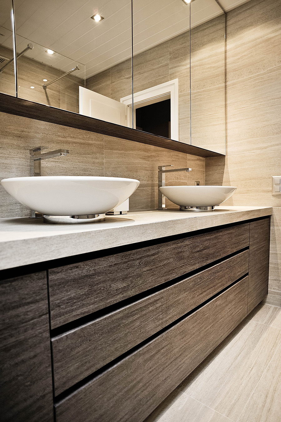 House in Cologny Bathroom